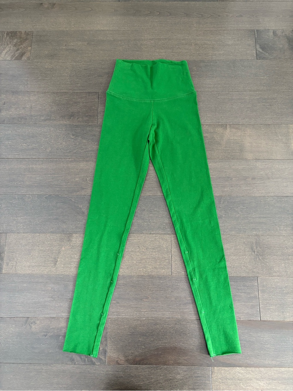 TNA NWOT Green High Waisted Leggings Size XXS Activewear Gym Athleisure Yoga